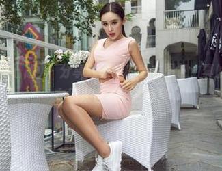 AISS爱丝(钻石版) – 分享陈雅漫的毛衣图包，真的没想到，毛衣原来也能这么嗨！