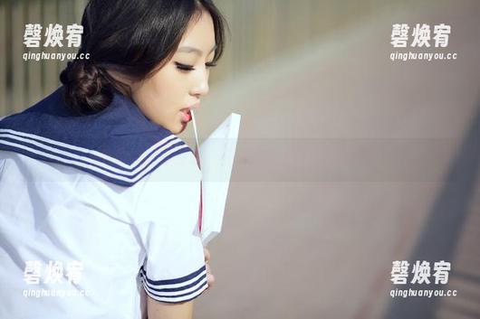 爱丝新春图集：喜庆与美丝的完美邂逅