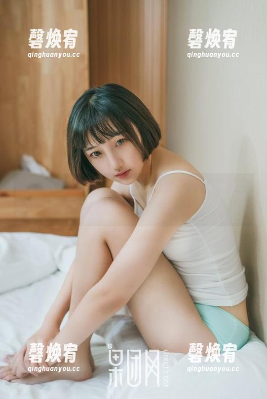 GIRLT果团网 - 办公不无聊，网盘里的王语纯说她的“工作状态”
