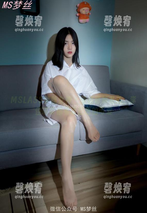 MSLASS梦丝女神-李佳琪 MSLASS梦丝女神 - 甜甜萌妹私拍:李佳琪带你看最自然的可爱