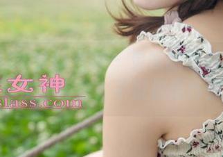 MSLASS梦丝女神 – 灵唯的纯白校服图集：今天没穿内衣，不过校服炸到我了！