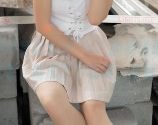 MSLASS梦丝女神 – 玥玥的操场故事，写真集来袭，别忘了下载哦，甜到发腻！
