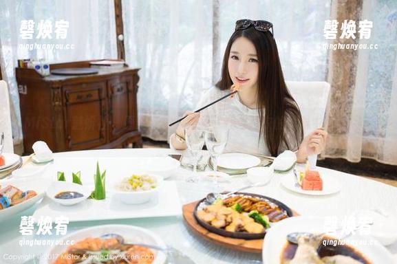 MiStar魅妍社 - 原图下的李梓熙，在连体衣的优雅中稍显调皮。