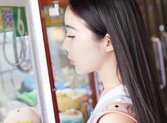 MiiTao蜜桃社 – 吴凯莉Kelly的红裙写真，时不时掠过心头…能不分享点心得吗？
