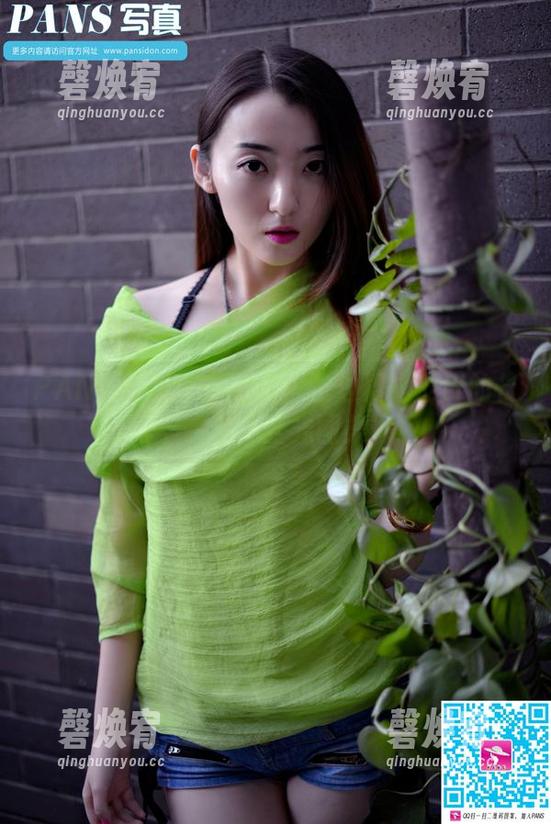 PANS写真 - 穿越虚构的边界：皮皮的长腿与无圣光图集