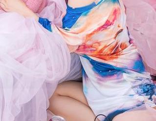 只想说一句：Tomiko(とみこ)的夏天美图，太会玩了吧！