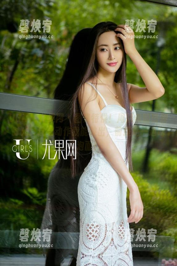 UGirls尤果网 - 图集特供！周妍希的瑜伽时光：这个动作我能做出，前提是一边吃泡面！