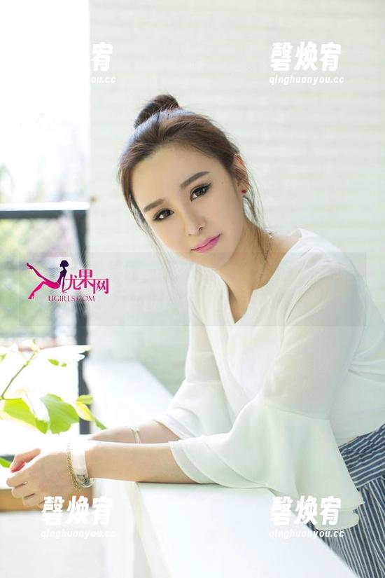 UGirls尤果网 - 毛衣的温暖在温鈊怡这里成了反转的趣味，精选必看！