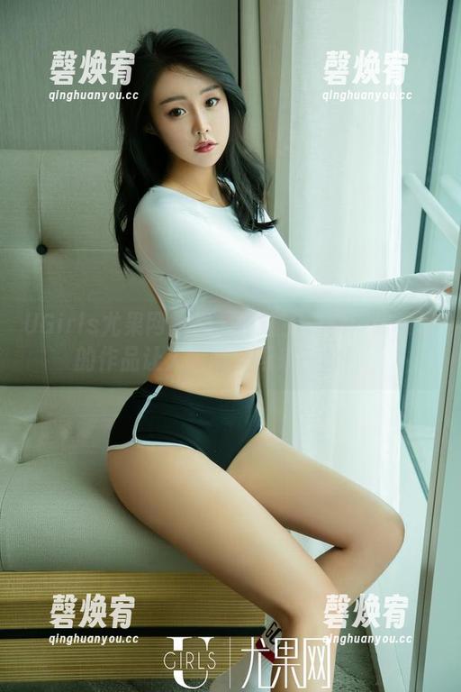 UGirls尤果网 - 当夏日碰上福利：陈雅漫的作品让人大喊‘再来一份！’