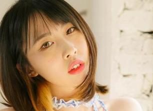 Uhye(이유혜)的DeepmoreOffice：图片里藏着的不止是福利，还有港式幽默！