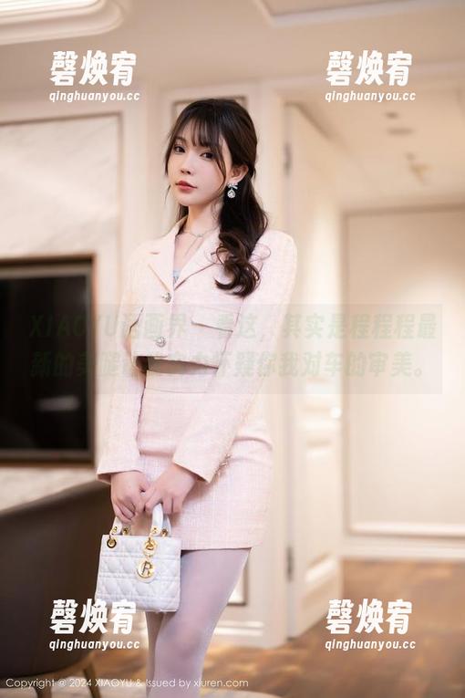 XIAOYU语画界-程程程 XIAOYU语画界 - 看这,其实是程程程最新的美腿让我实力怀疑你我对车的审美。