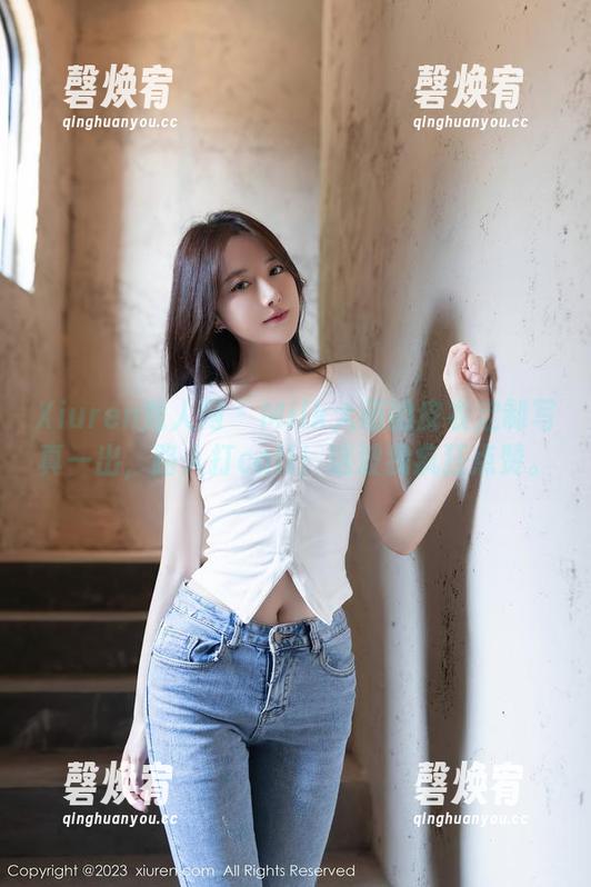 Xiuren秀人网 - Milk大萌的皮衣定制写真一出，路人打call！这波我疯狂点赞。