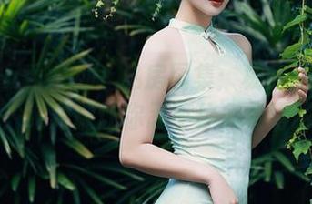 Xiuren秀人网 – 私房图集：杨欣欣穿牛仔裤，绝对能让你忍不住多看两眼！