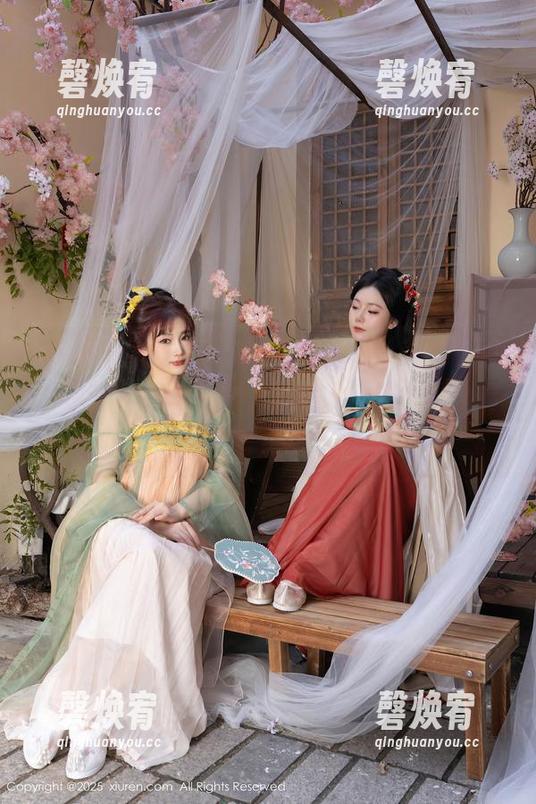 Xiuren秀人网-林文文yooki Xiuren秀人网 - 林文文yooki美足原图:这腿,配这角度,完美诶…呃,继续看下去吧,哈哈!