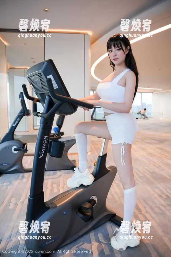 Xiuren秀人网 - 本以为我很刚，但绮里嘉Ula的温柔写真逆袭了！