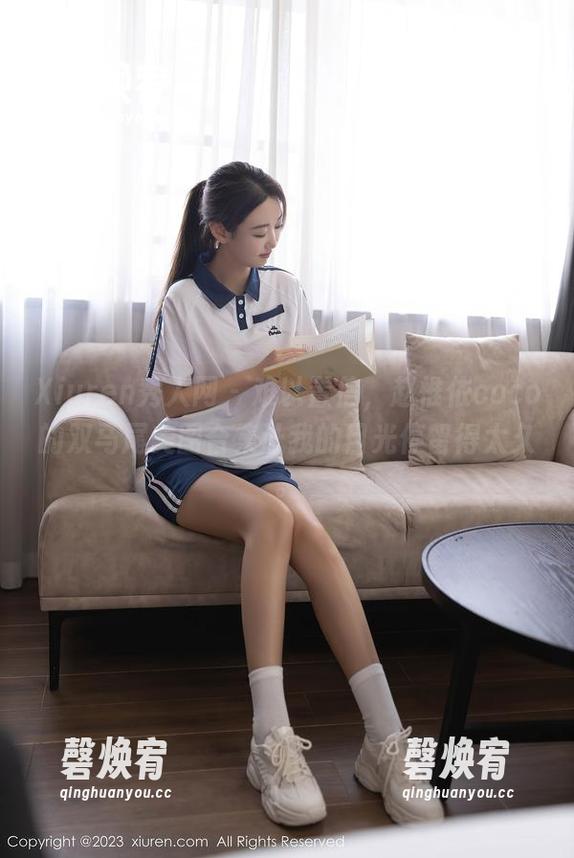 Xiuren秀人网 - 难以置信，赵惟依coco的双马尾美图合集让我的目光停留得太久。