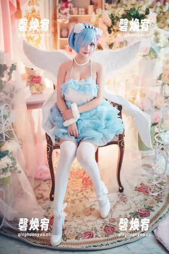图库里，rinka冲田凛花的玛丽·罗斯Venus突然让我想到了水果沙拉