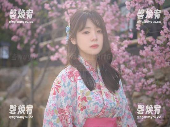当wuyo(우요)的福利写真遇上ArtGraviaVol，有种飘在空中的feel。