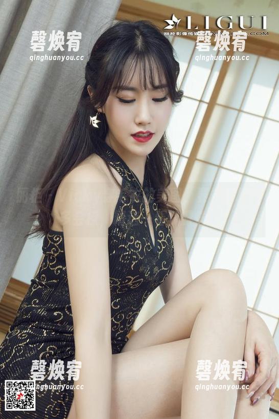 丽柜 - Vicky穿毛衣的美图，要多会撩有多会撩，精选一看就露怯！