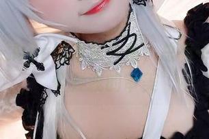 伊喵君_Nya的泳装合集，总有一款让我怀疑我的审美