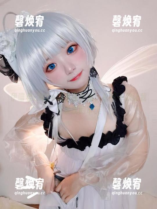 伊喵君_Nya的泳装合集，总有一款让我怀疑我的审美
