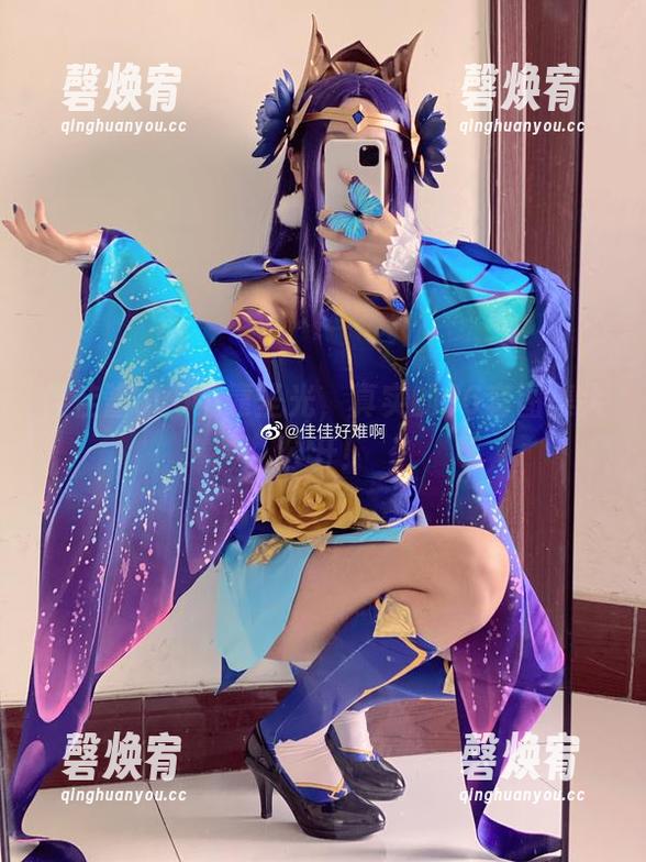 佳佳酱ovo不靠圣光，真实的36套图集大公开！