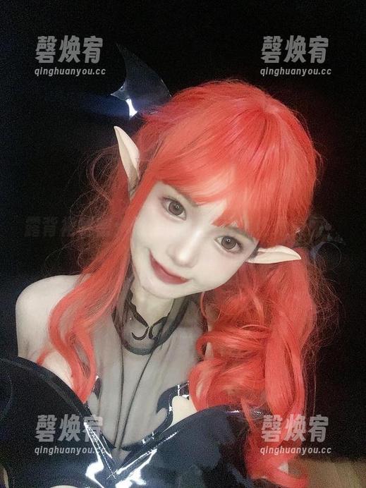 露背裙秘密：倦倦喵的图片忧伤而美丽，资源像昨夜的酒