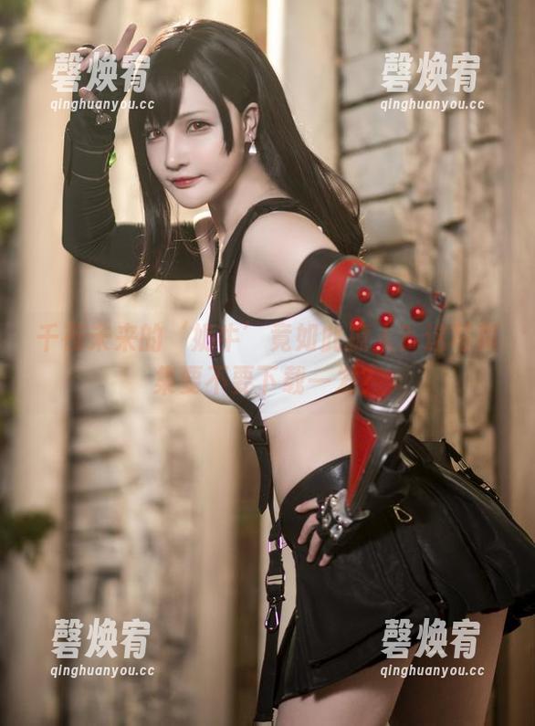 千夜未来的‘奶牛’竟如此撩人？这写真集要不要下载一发？