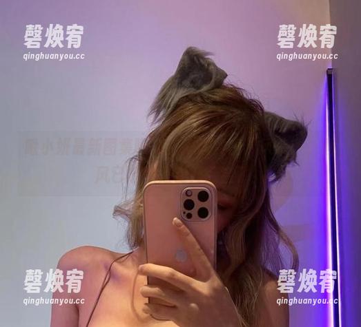 啾小妍最新图集曝光，肉丝秀出“风头”，画风已经像是在开晚会了！