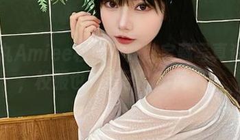 大肉丸Amiee校服：在这宝藏写真资源里，校服也有自己的小脾气！