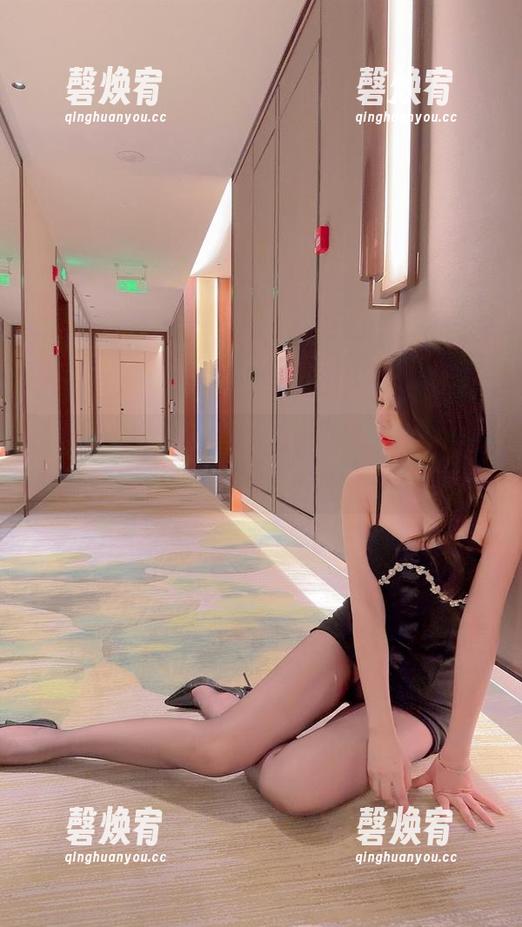 徐莉芝 微密圈 - 不说了,徐莉芝的吊带写真正在冲击我的审美底线!