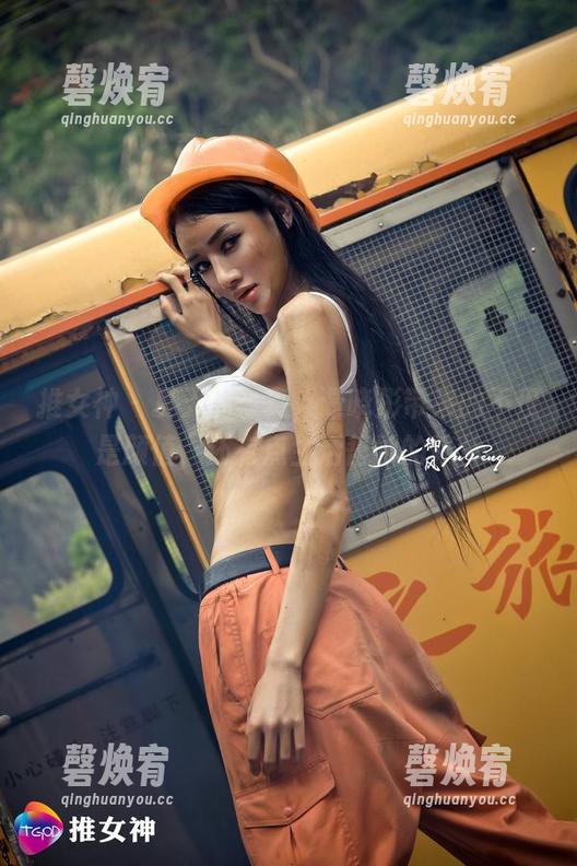 推女神 - 夏天的写真，谭晓彤带来的不仅是颜值，还有点生活哲学的碎片