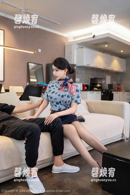 星颜社 - 一睹易阳Silvia制服的光辉，我的原图保存按钮悄悄点击了十遍。