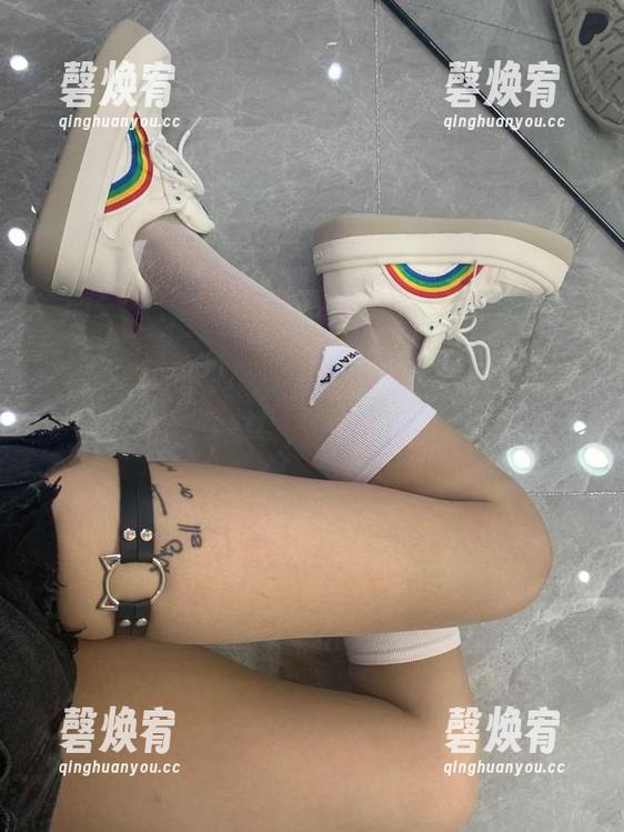 微密圈 - 每一张杨大乐乐很靠谱的红裙高清照片，都像是在说“我是风的朋友”