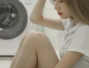 梦丝女神 – 私拍原图里的香萱，网球少女的另一面，竟然这样！