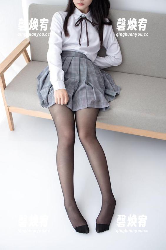 森萝财团 - 朝露的新奇校服展示，最新作品不容错过！