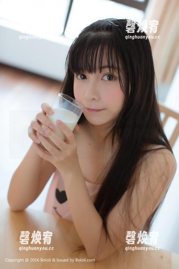 波萝社 - 柳侑绮Sevenbaby的私拍大冒险——扑克牌日记一览无遗，图包里隐藏了啥？