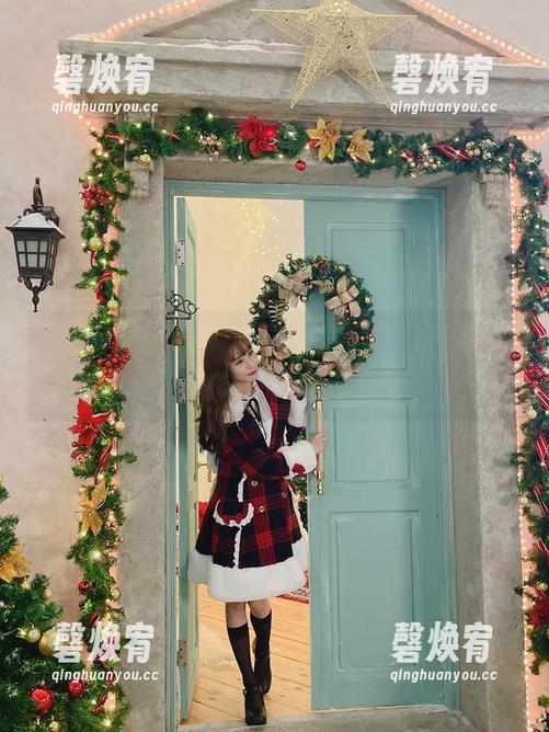 就算美图再完美，放在“泥泥汝”的阳光旁，依然显得黯然失色。