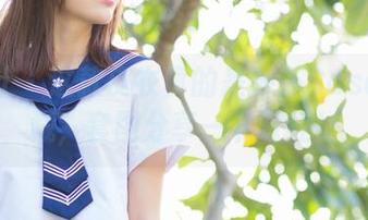 爱蜜社 – 这款皮衣真的是莎莎Sasa的宝藏，套图分享一下取经！