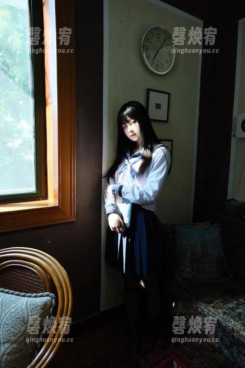 看完白莉爱吃巧克力的甘雨图片，怎么说呢，有点像…夏日微风？