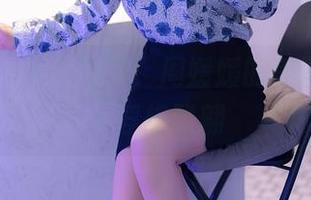 秀人网 – 足步轻盈，周媛媛的美图合集令人浮想联翩