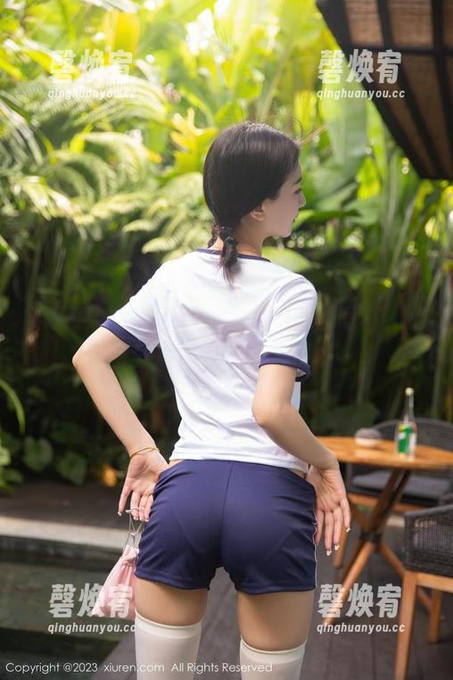 秀人网 - 认真品味安然儿的肉丝写真，原图里有些话还没说完呢。