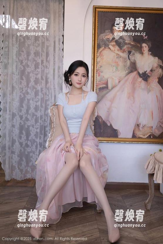 秀人网 - 给你的朋友圈转发个热乎的——尤妮丝高清丝袜照片，保准引人侧目