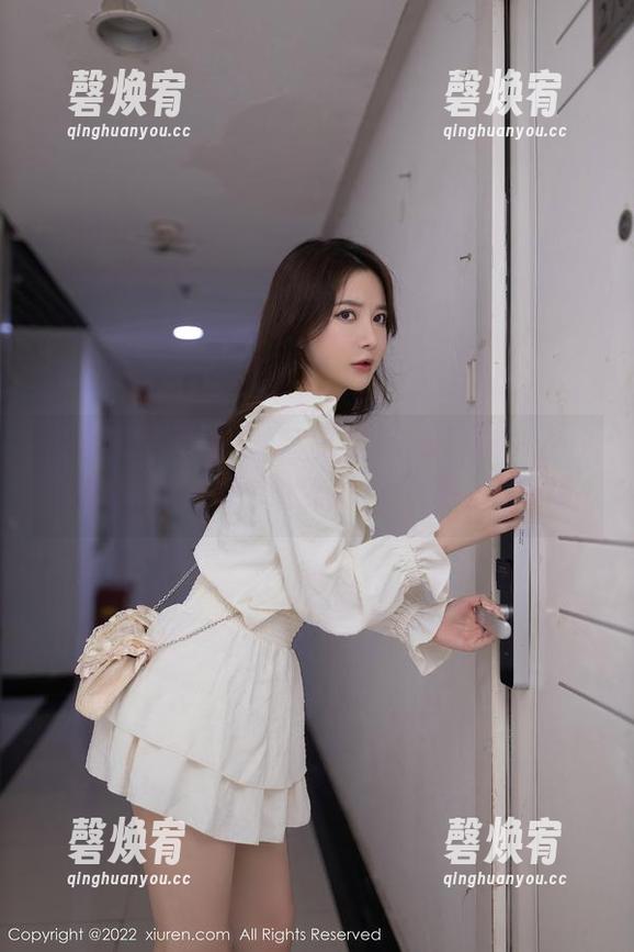 秀人网 - 苦逼人生里的睡衣蜕变——汐汐baby教你怎么让美图和资源闪亮登场