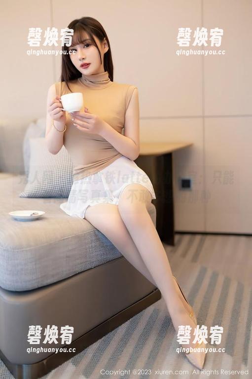 秀人网 - 趁热拿铁latte的办公室：只能看高清写真集，不敢多想的那种