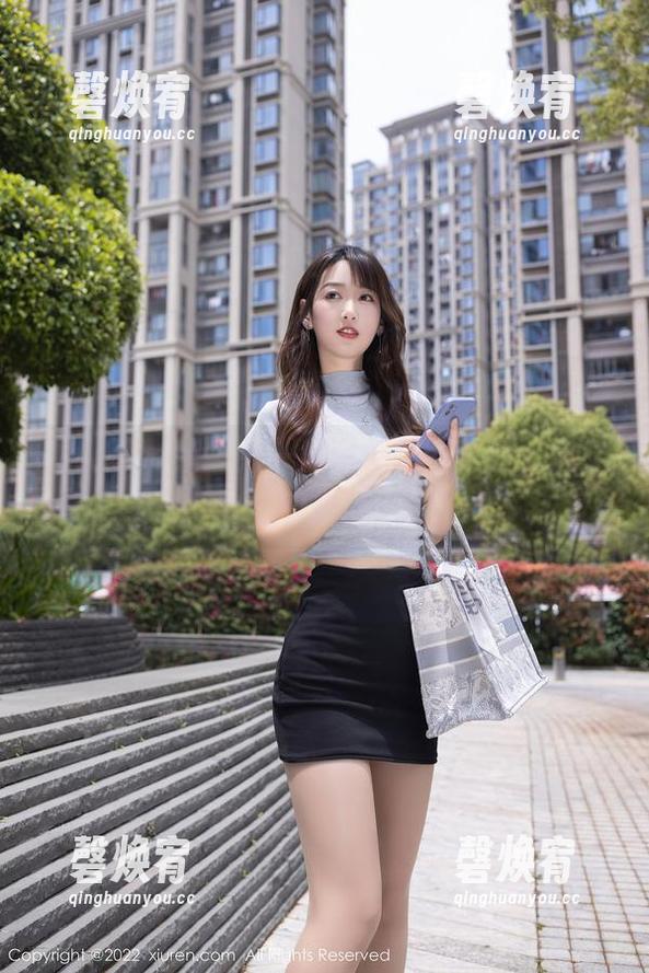 秀人网 - 哇！另一波白色美图更新，龙女宝宝又在搞事情