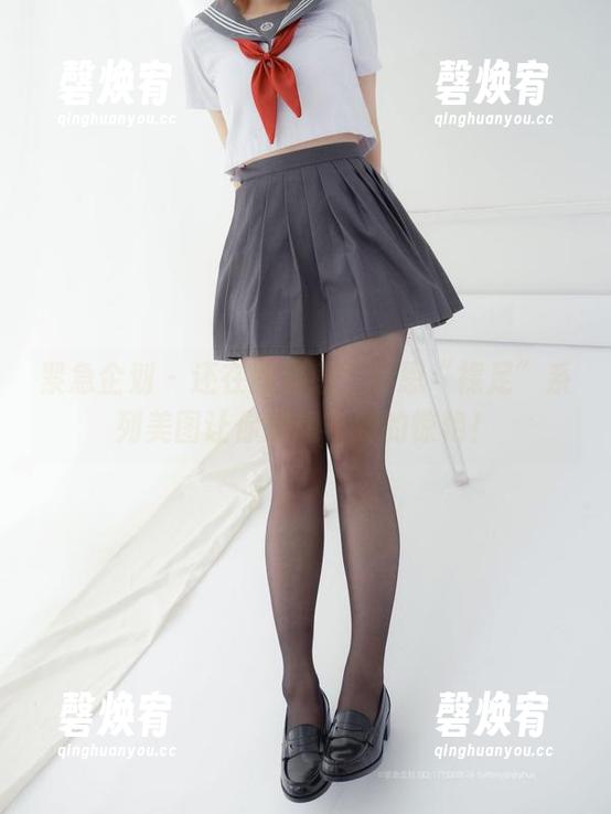 紧急企划 - 还在找灵感？小恩“裸足”系列美图让你意想不到的惊艳！
