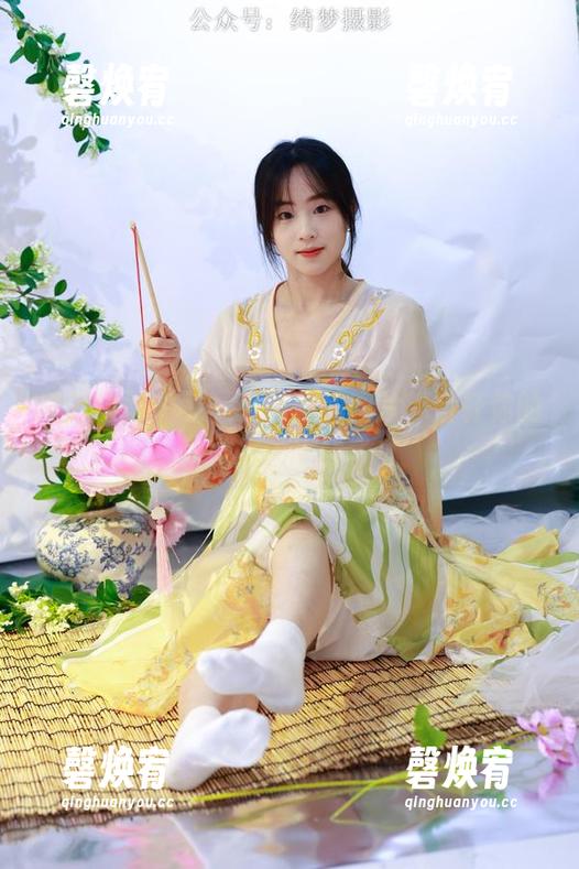 绮梦摄影-娅轩 绮梦摄影 - 又一张有趣的图片,娅轩你的学妹终于上线了!