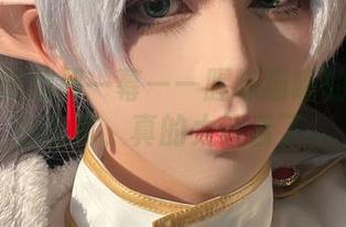 灵魂出窍的那一幕——腥味猫罐的高清纯白写真，真的太饶舌了。