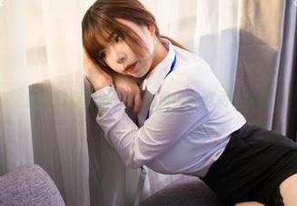 自闭颜球球的少女图包，恍惚间的停留